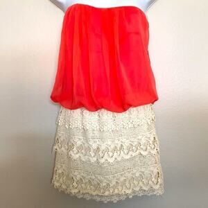 Windsor Strapless Mini S Crochet and Peach Color.